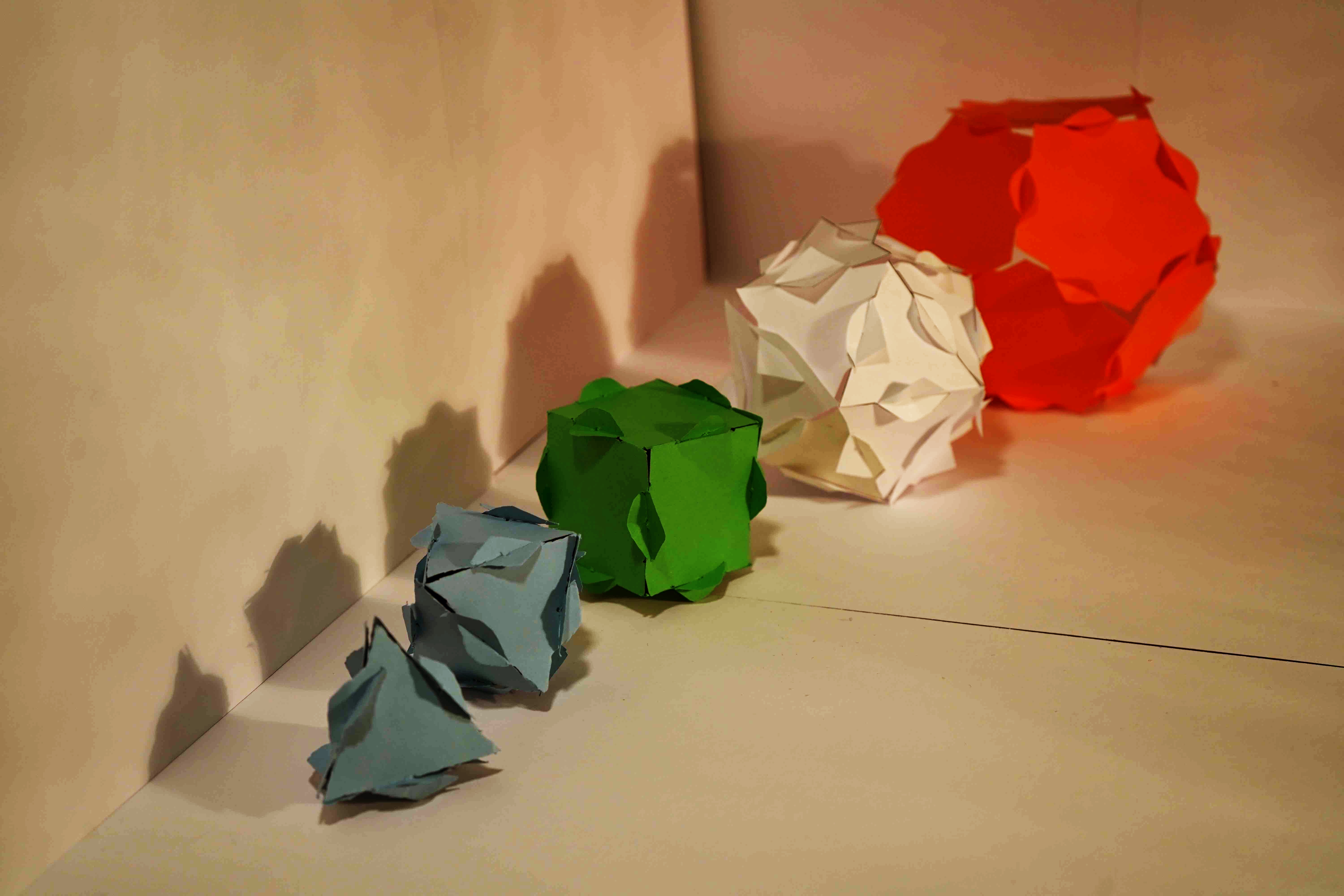 Interlocking Paper Polyhedra